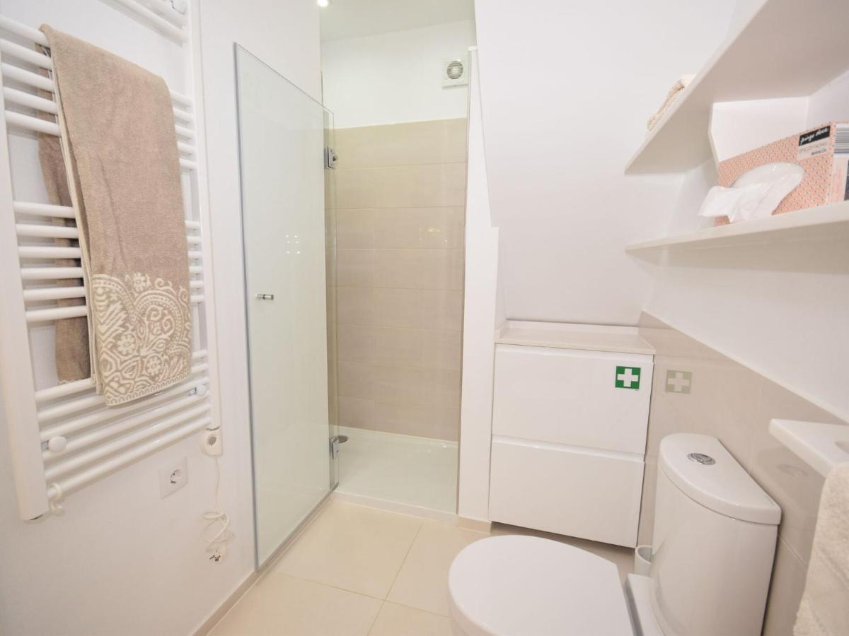 Modern Holiday Home In Olh O With Terrace Olhão Esterno foto